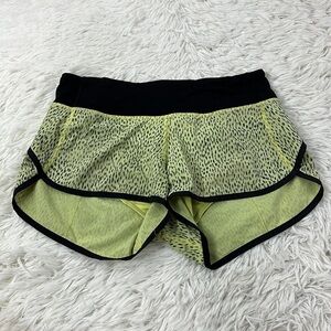 Lululemon Run: Speed Short *4-way Stretch Dottie Dash Clarity Yellow Black Black